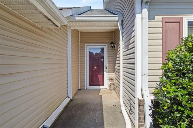 a view of a entryway of the house
