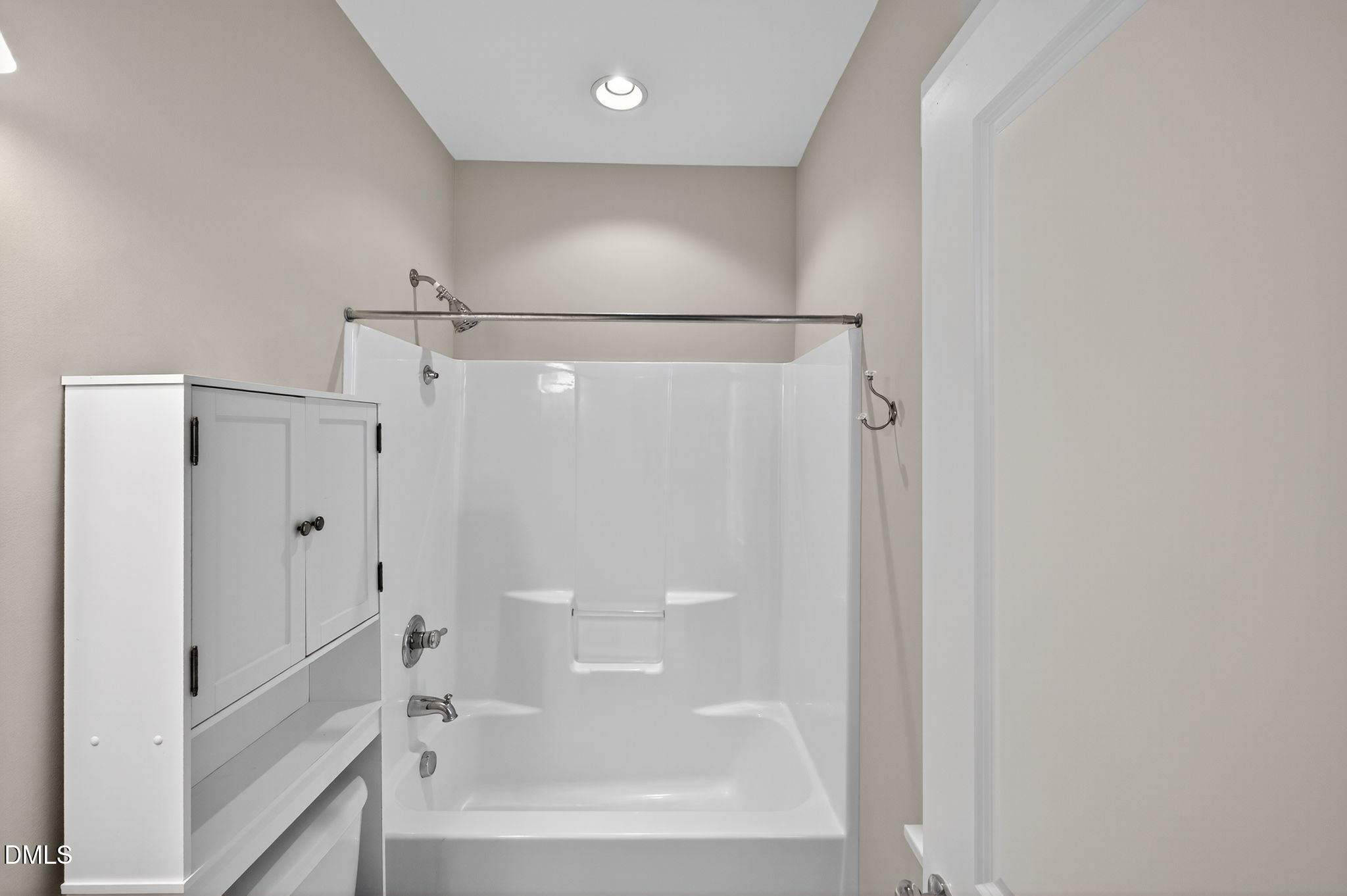 44 Owen Towne Road Chapel Hill, NC 27516 - Photo 52 of 64 a bathroom with a bathtub and a shower