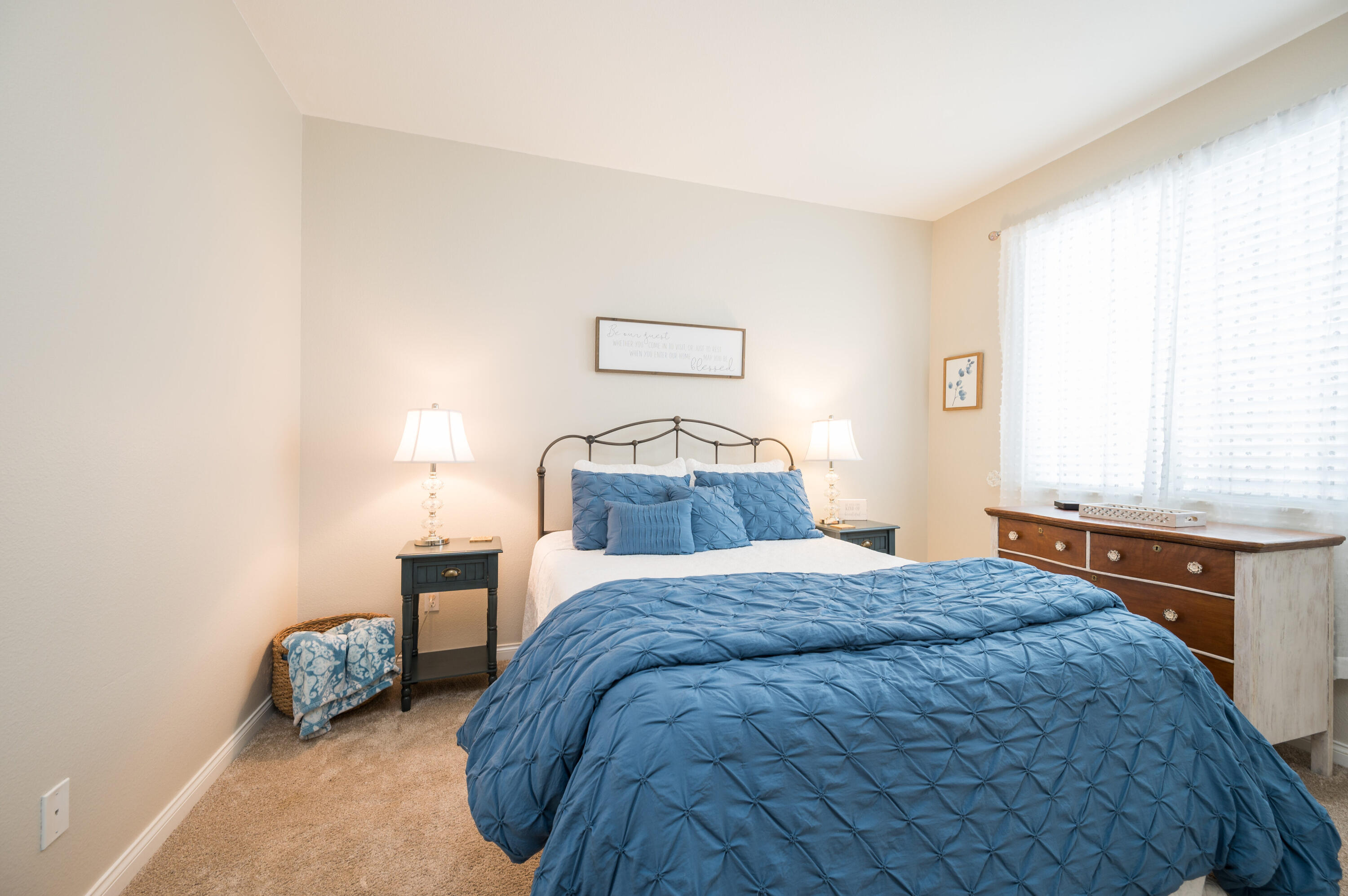 529 Palomar Circle Lompoc, CA 93436 - Photo 24 of 42 a bedroom with a bed and a window