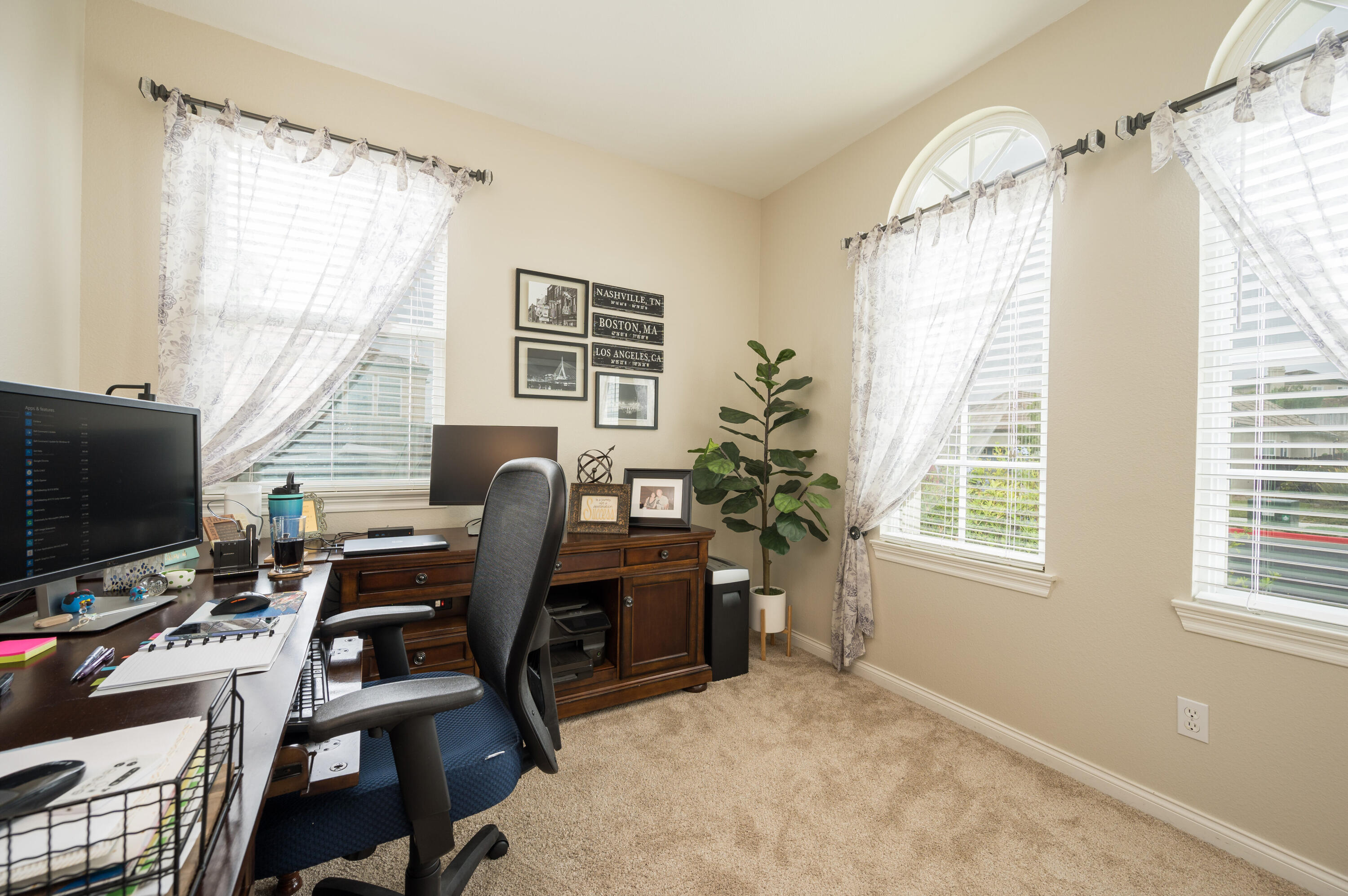 529 Palomar Circle Lompoc, CA 93436 - Photo 26 of 42 a workspace with furniture and a window