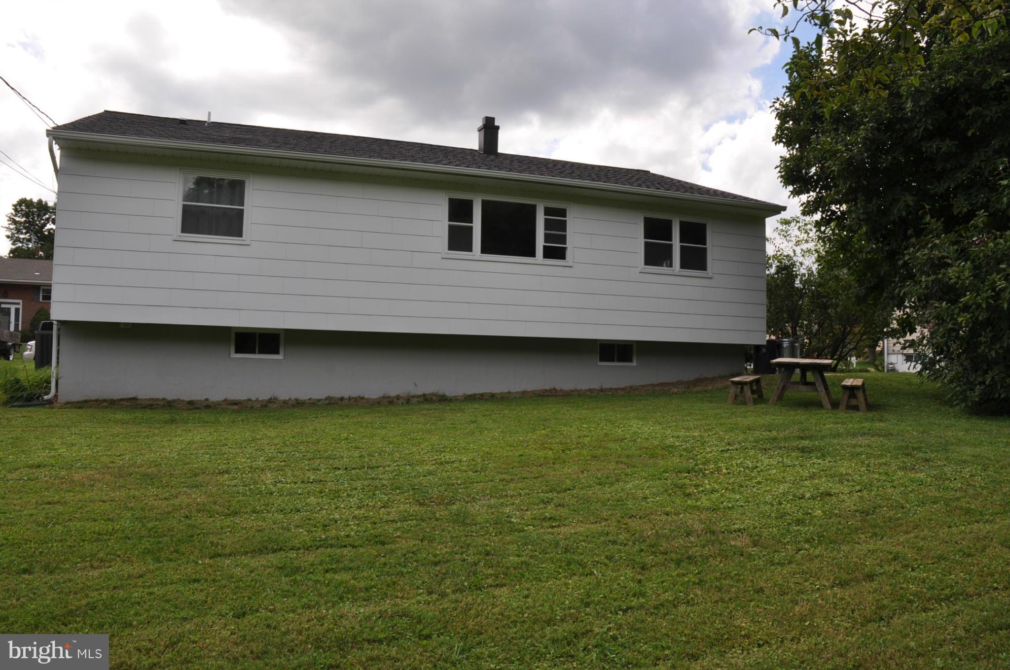 4412 Wynn Road Nottingham, MD 21236 - Photo 21 of 24 Exterior (Rear)