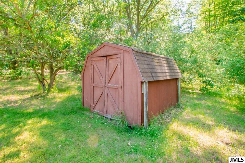 3830 Whipple Road Jackson, MI 49201 - Photo 7 of 28 Photo 7