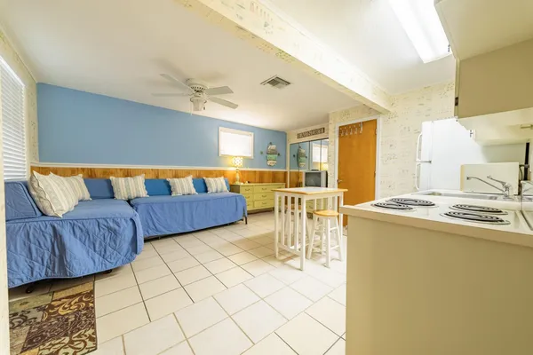 $995,000 | 131 Sunset Terrace, Lake Placid, FL 33852