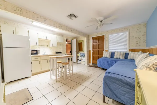 $995,000 | 131 Sunset Terrace, Lake Placid, FL 33852