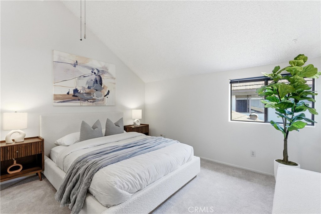 2435 Rue De Cannes Costa Mesa, CA 92627 - Photo 11 of 18