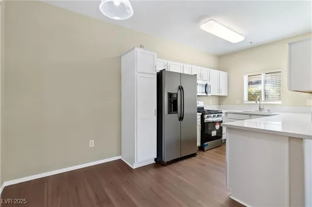 $1,850 | 2291 West Horizon Ridge Parkway, Unit 4121, Henderson, NV 89052