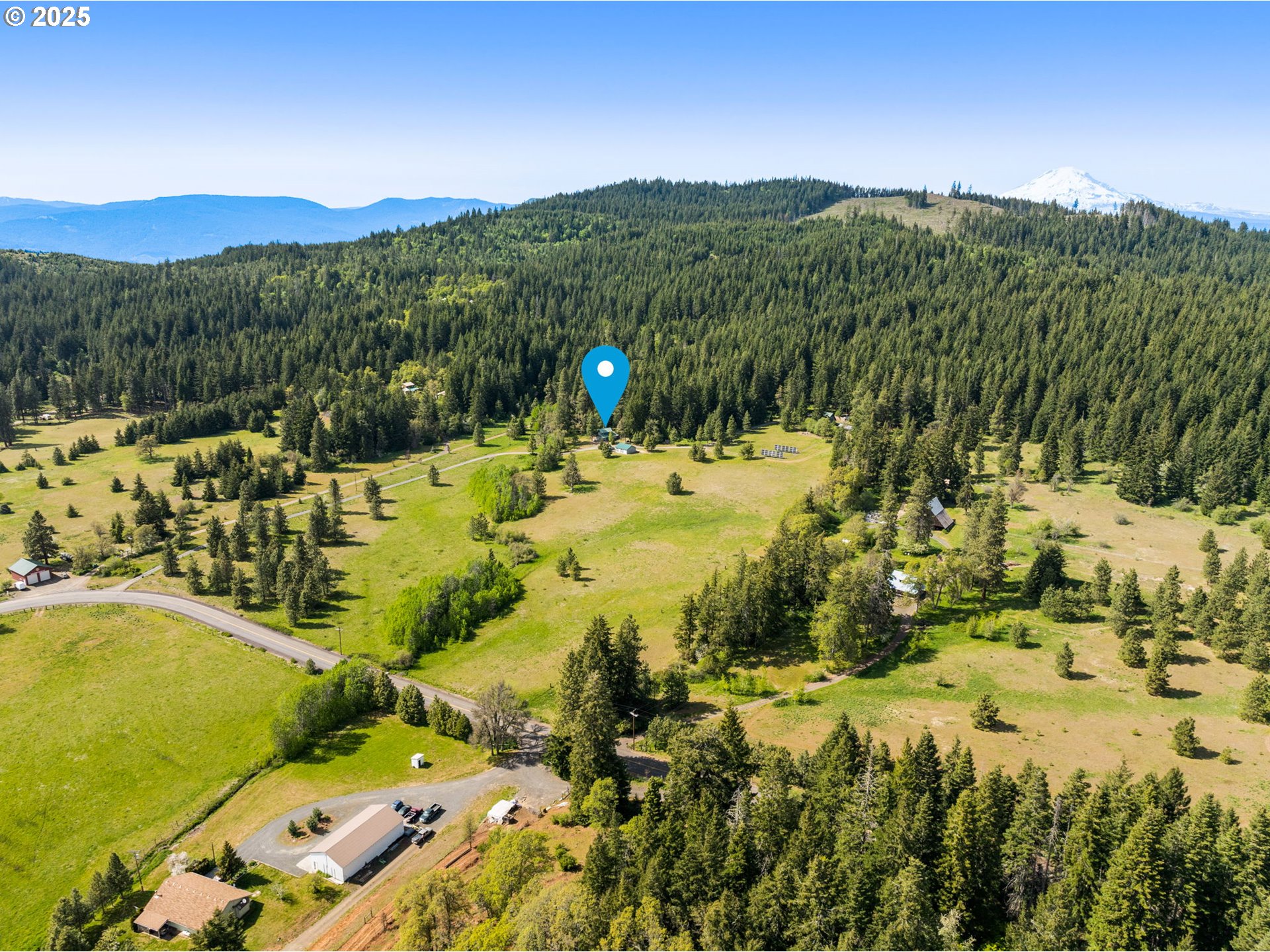 961 Snowden Road White Salmon, WA 98672 - Photo 45 of 48 a view of a houses with a lake view