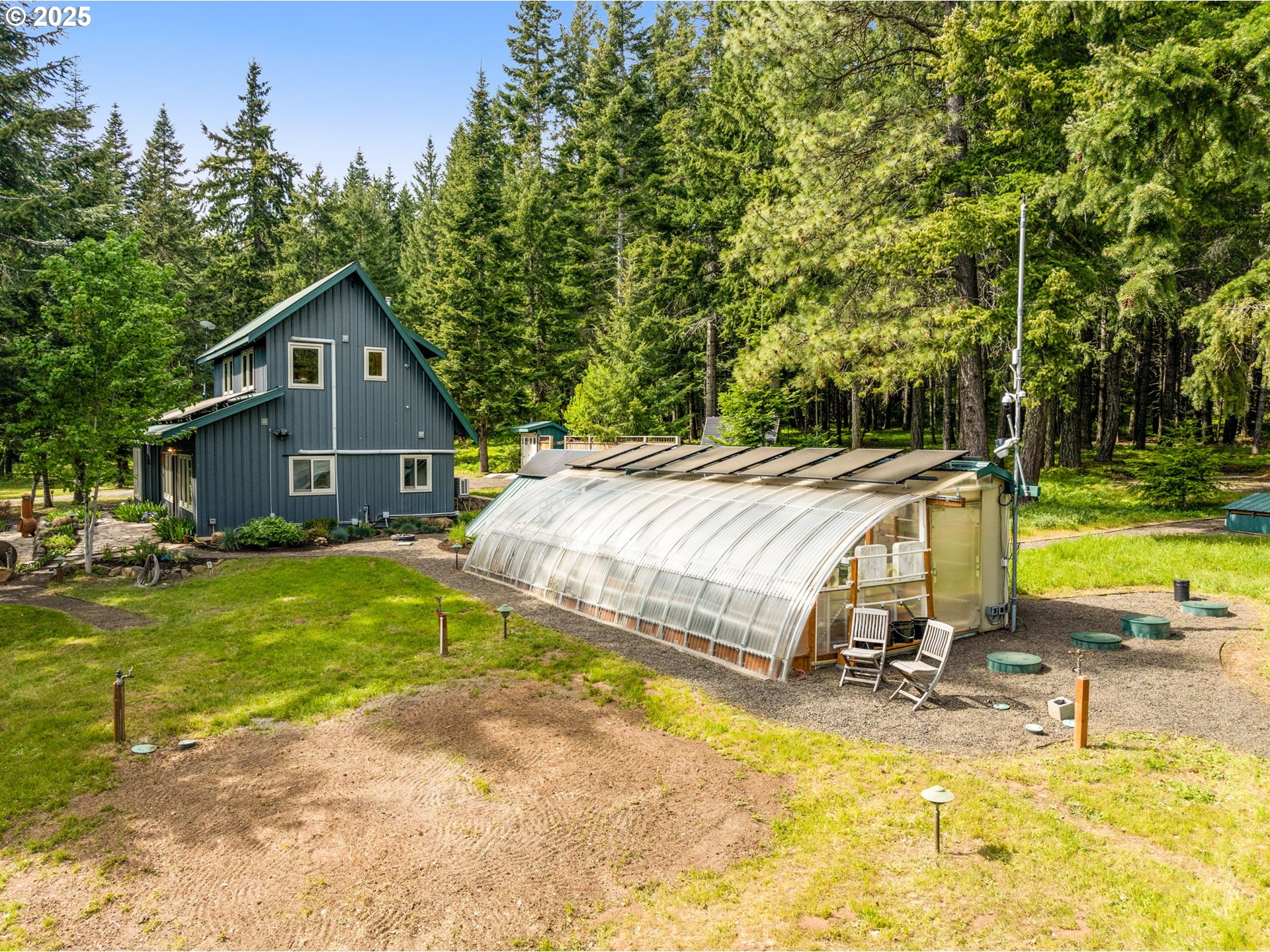 961 Snowden Road White Salmon, WA 98672 - Photo 5 of 48 a house view with a outdoor space