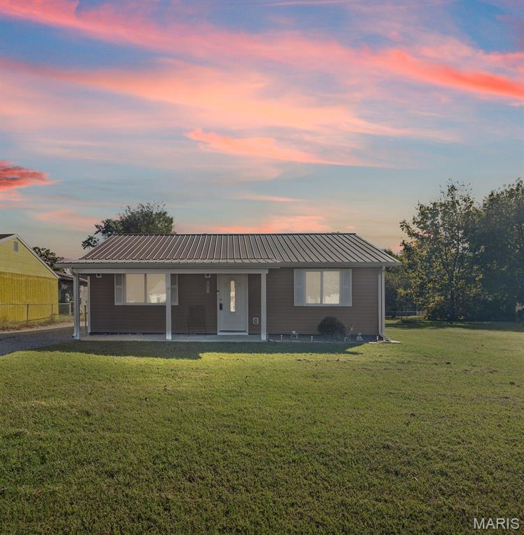 108 Rose Avenue South Roxana, IL 62087 - Photo 3 of 20