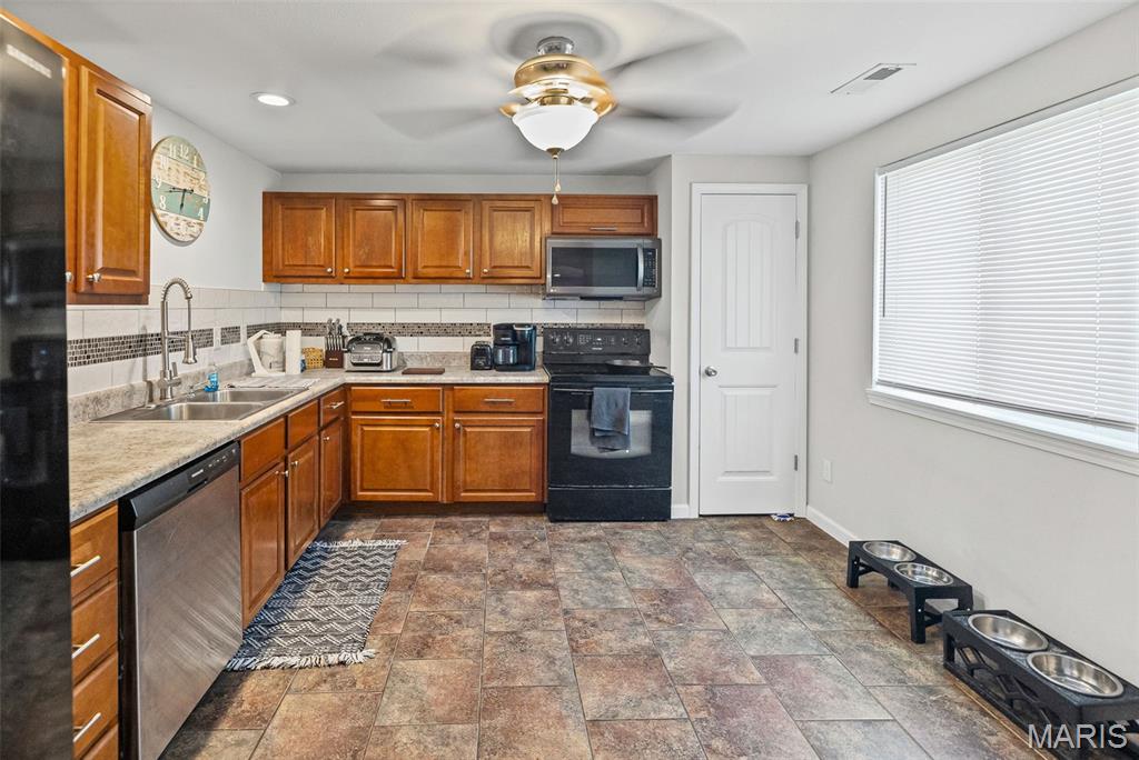 108 Rose Avenue South Roxana, IL 62087 - Photo 10 of 20
