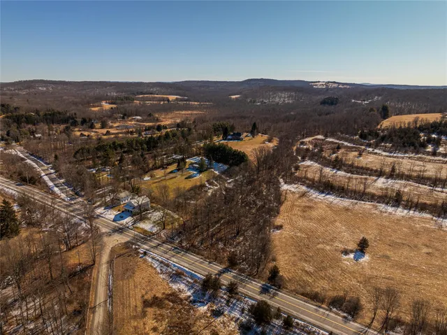 $750,000 | 199 Road, Red Hook, NY 12571