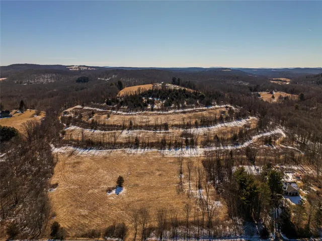 $750,000 | 199 Road, Red Hook, NY 12571