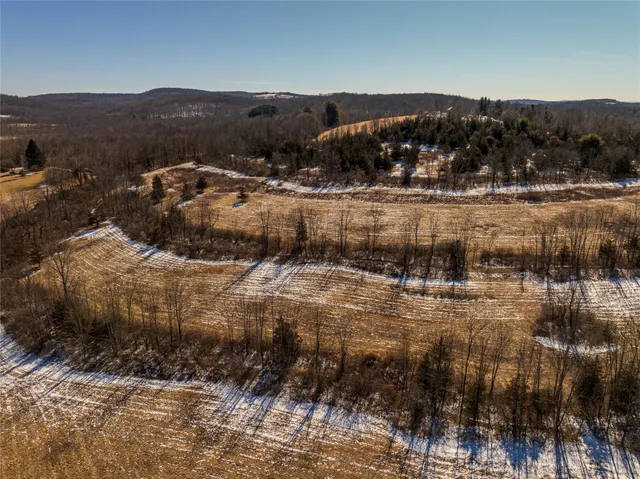 $750,000 | 199 Road, Red Hook, NY 12571