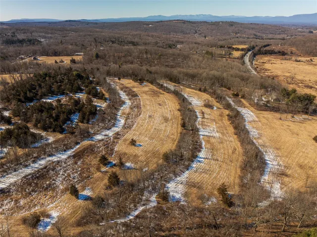 $750,000 | 199 Road, Red Hook, NY 12571