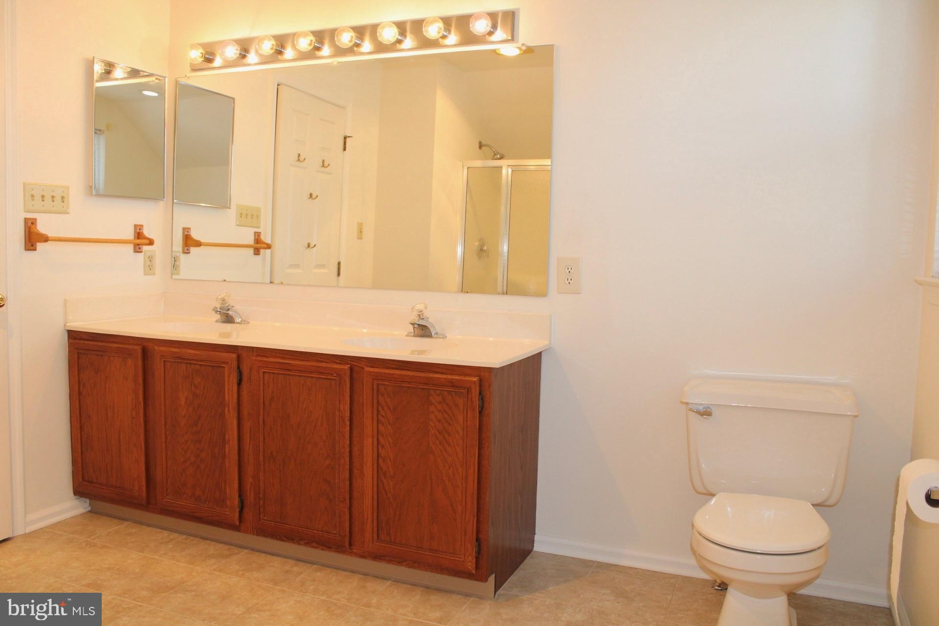 13 Split Rail Lane Newark, DE 19702 - Photo 25 of 37