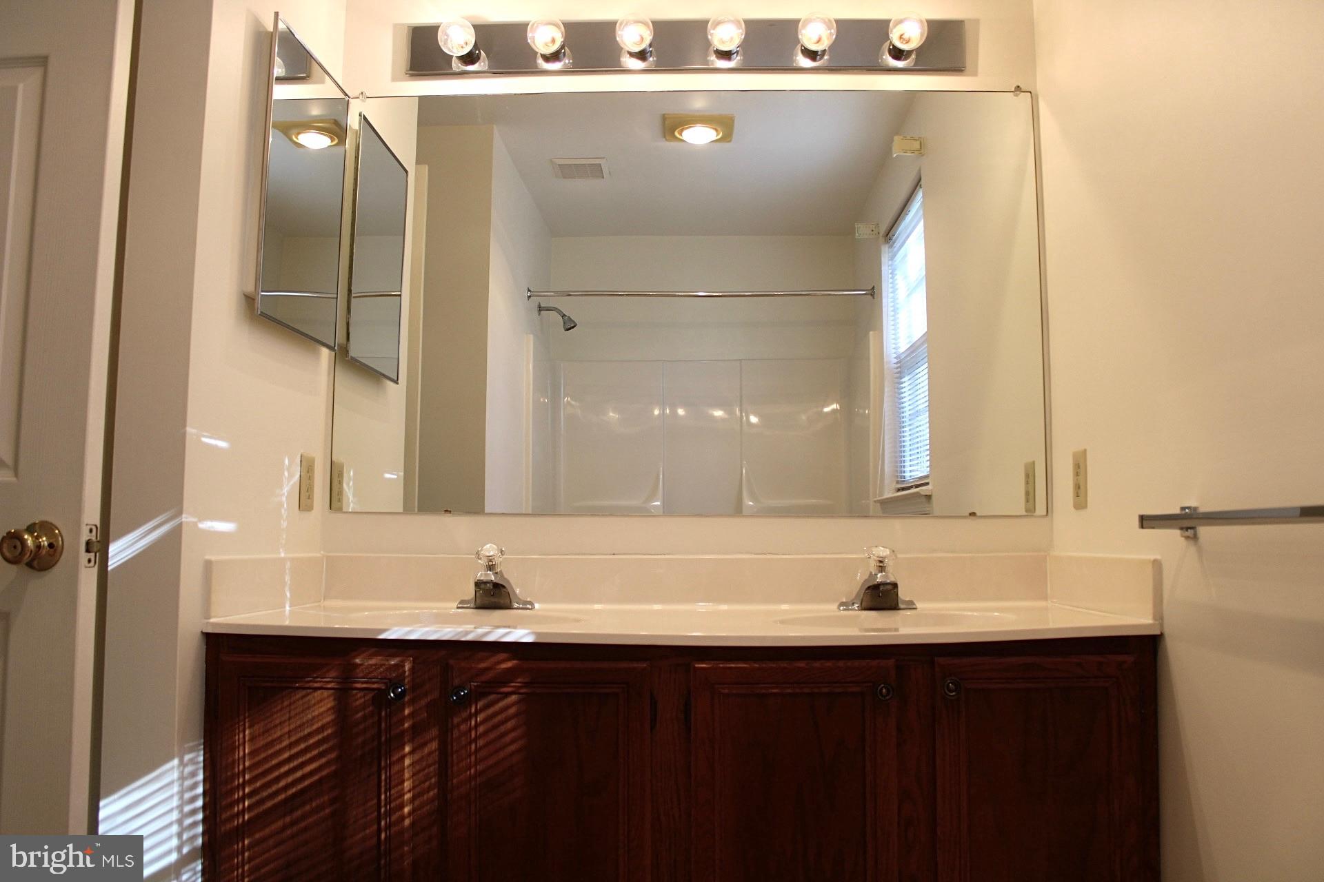 13 Split Rail Lane Newark, DE 19702 - Photo 26 of 37