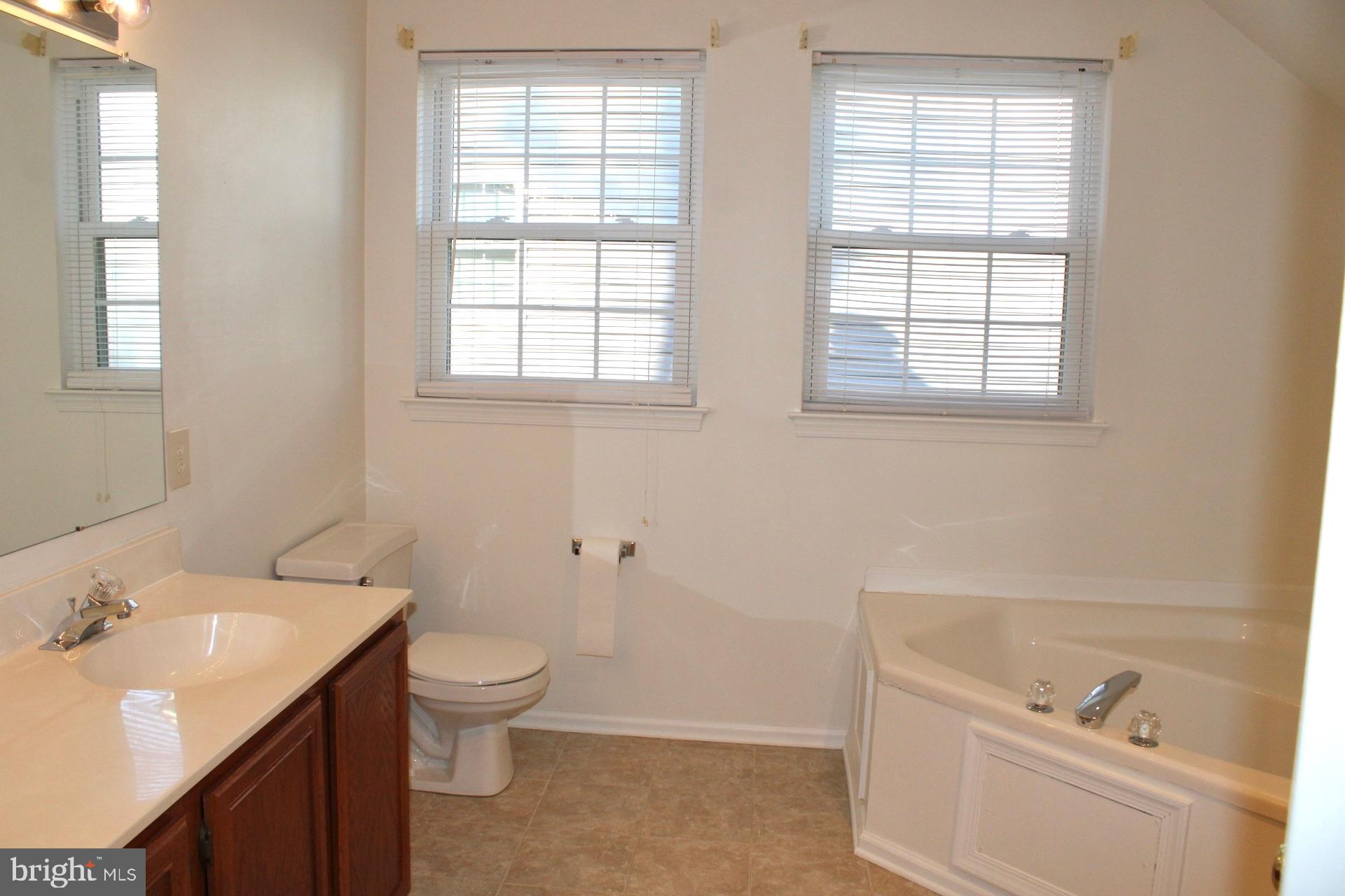 13 Split Rail Lane Newark, DE 19702 - Photo 28 of 37