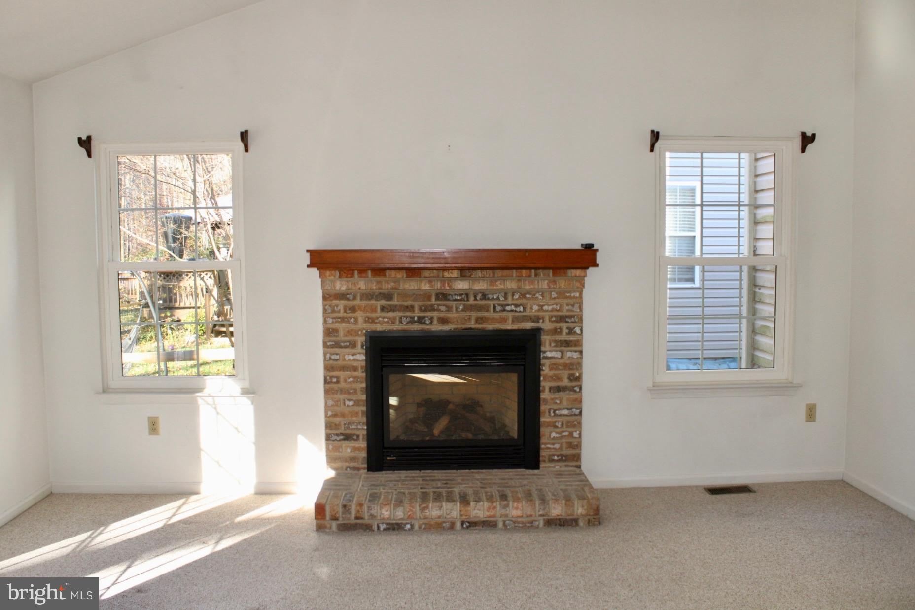 13 Split Rail Lane Newark, DE 19702 - Photo 7 of 37