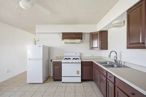 $300,000 | 202 Forest Street, Georgetown, TX 78626