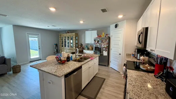 $2,400 | 250 Boggy Creek Way, Panama City, FL 32404