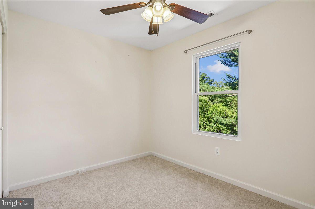 9235 Hummingbird Terrace Gaithersburg, MD 20879 - Photo 35 of 61 Bedroom 3