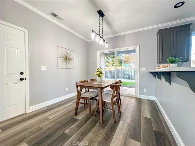 a view of a back yard with green space