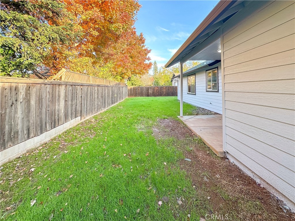 16 Tierra Rosa Lane Chico, CA 95973 - Photo 38 of 43 a view of a back yard with green space