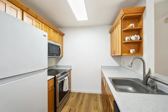 $498,000 | 160 Keonekai Road, Unit 7201, Kihei, HI 96753