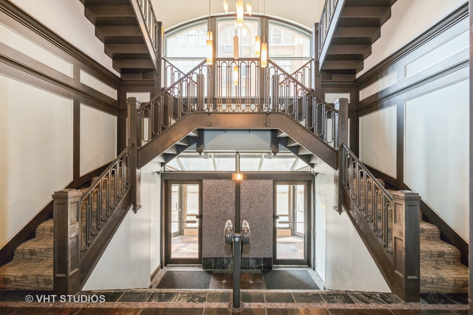 740 South Federal Street, Unit 404 Chicago, IL 60605 - Photo 3 of 15