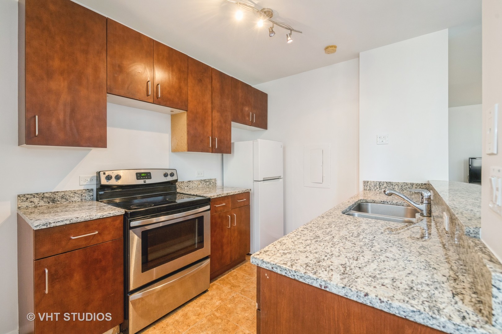 740 South Federal Street, Unit 404 Chicago, IL 60605 - Photo 10 of 15