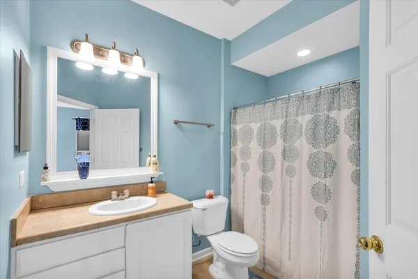 $154,900 | 1903 North Lincoln Avenue, Unit 111, Urbana, IL 61801
