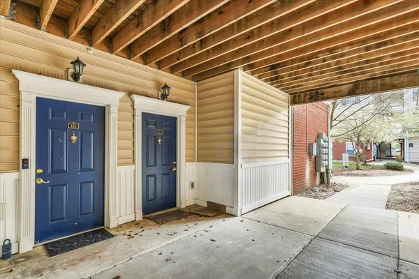 $154,900 | 1903 North Lincoln Avenue, Unit 111, Urbana, IL 61801