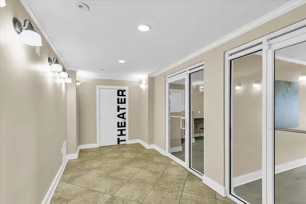 $154,900 | 1903 North Lincoln Avenue, Unit 111, Urbana, IL 61801