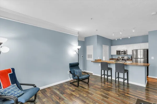 $154,900 | 1903 North Lincoln Avenue, Unit 111, Urbana, IL 61801