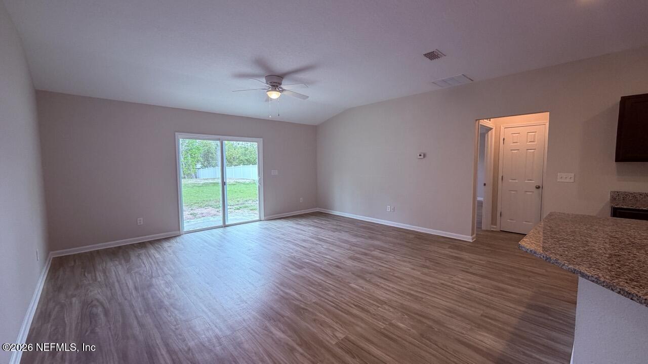 5259 Bedford Road Jacksonville, FL 32207 - Photo 26 of 39 IMG_0784 Large