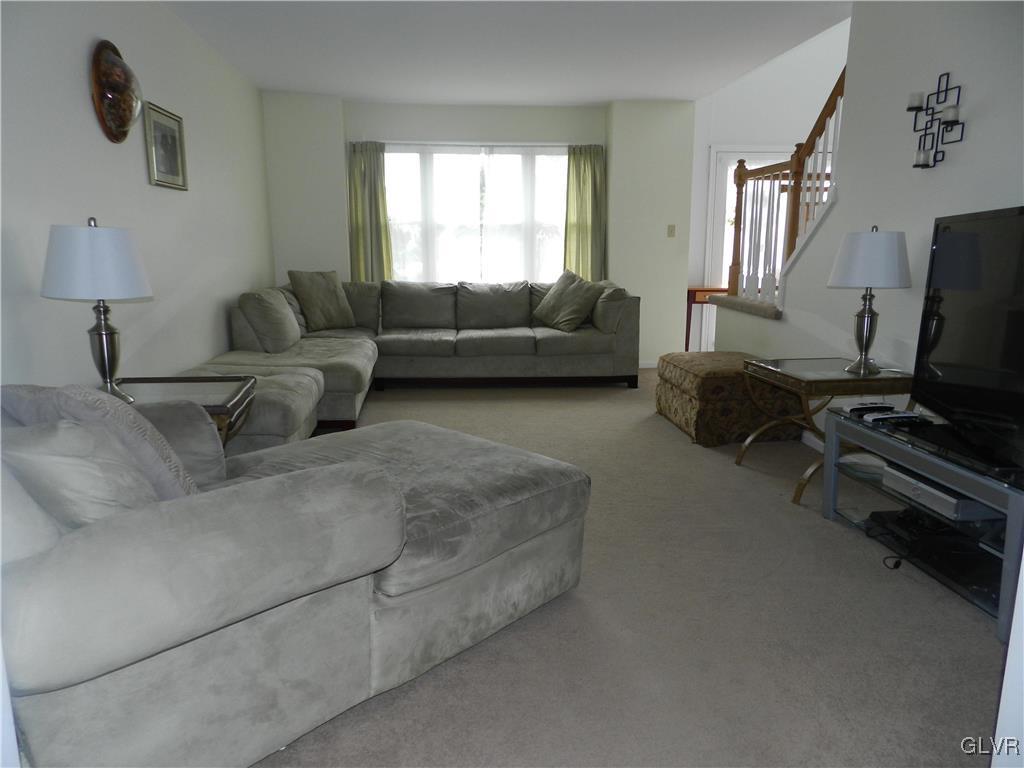273 Ridings Circle Macungie, PA 18062 - Photo 10 of 45 Gallery Image 10