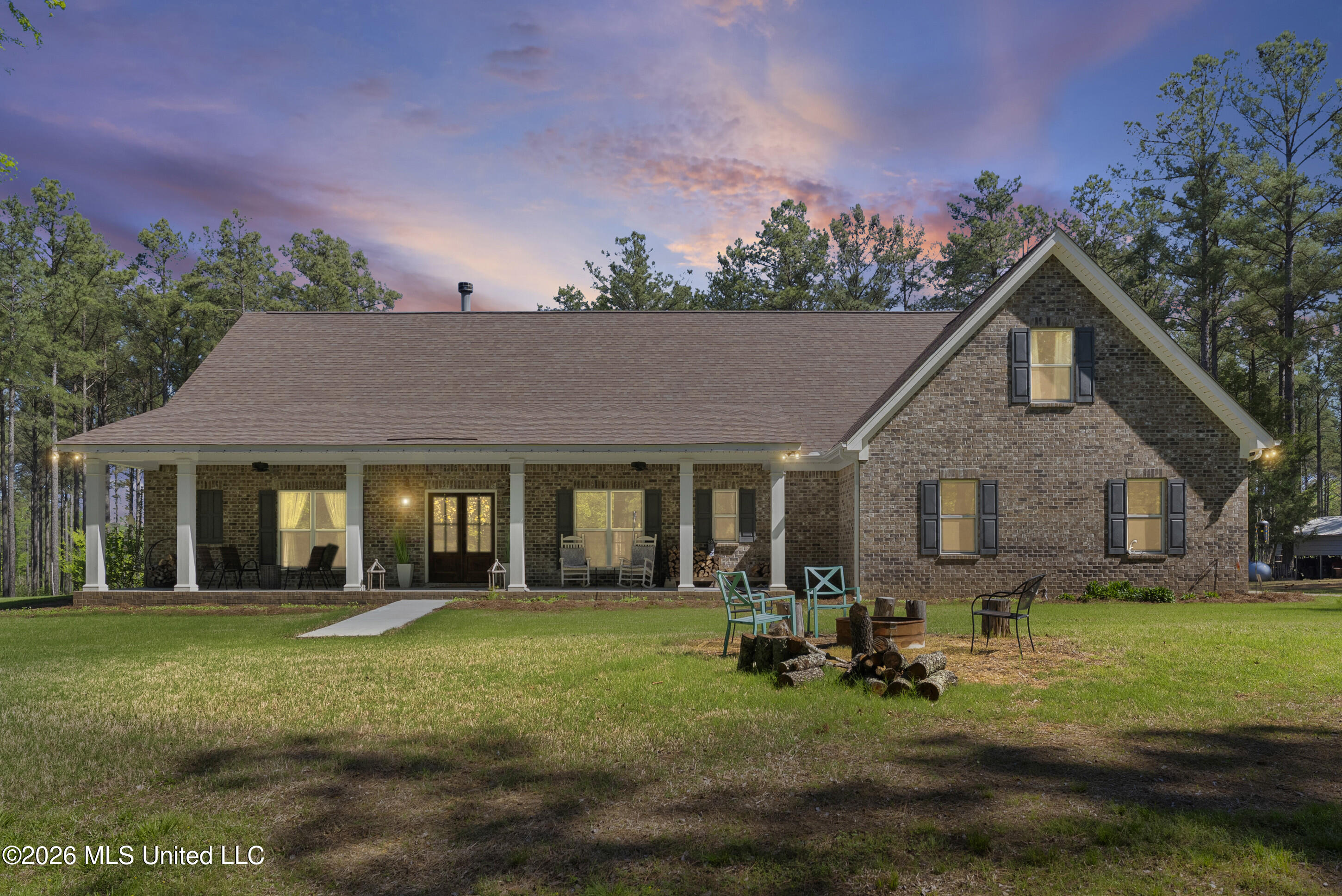 333 Paul White Road Como, MS 38619 - Photo 2 of 51 New Turner Front Lighted