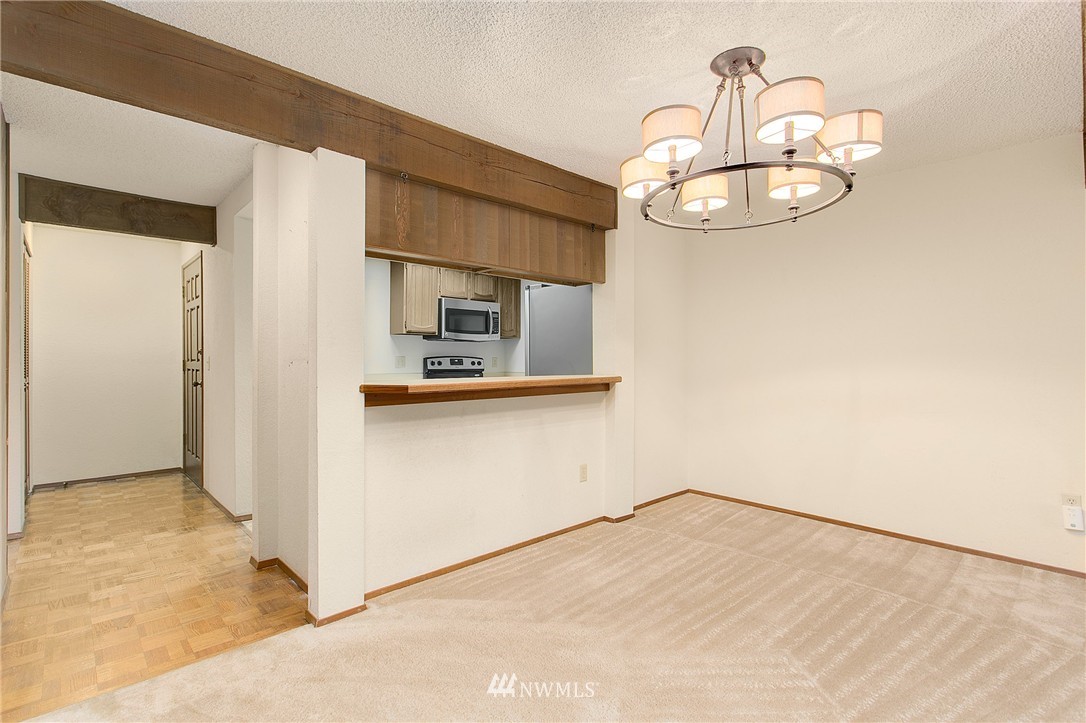 7571 Old Redmond Road, Unit 5 Redmond, WA 98052 - Photo 3 of 13