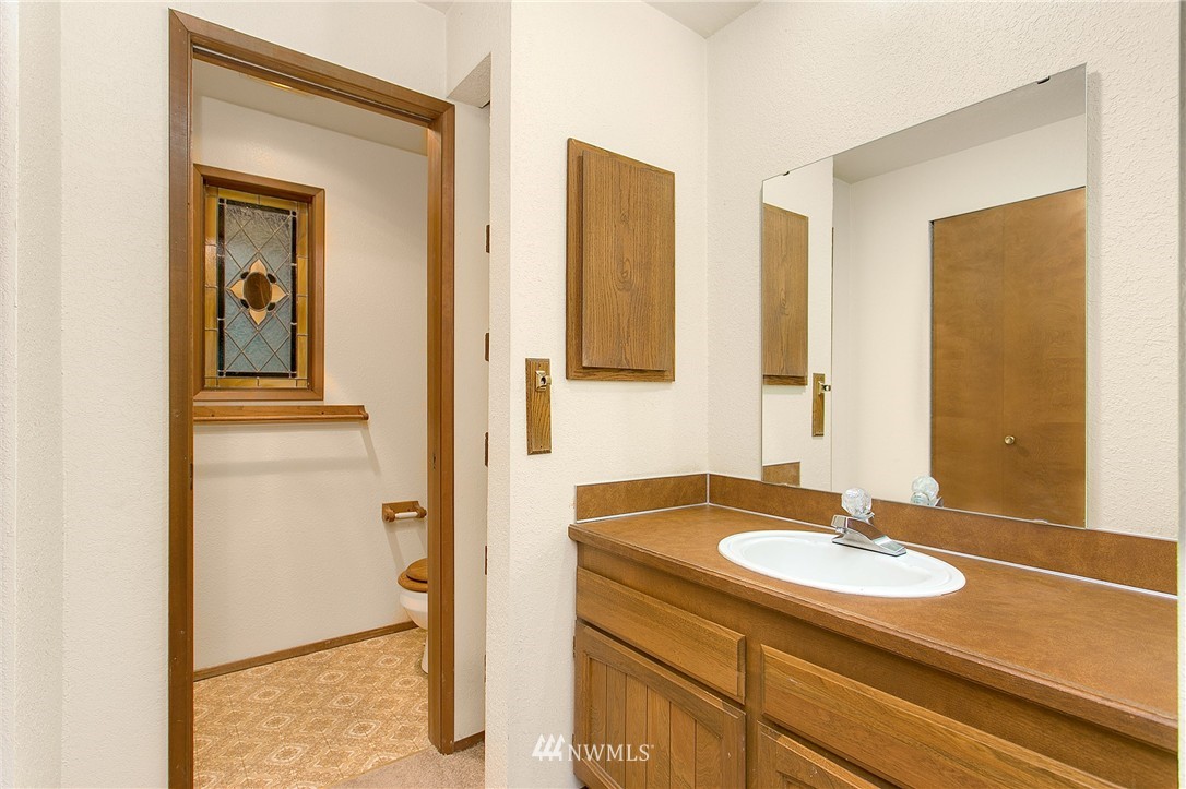 7571 Old Redmond Road, Unit 5 Redmond, WA 98052 - Photo 8 of 13