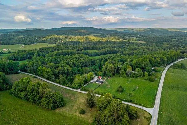 $699,000 | 1423 Moodyville Loop, Byrdstown, TN 38549