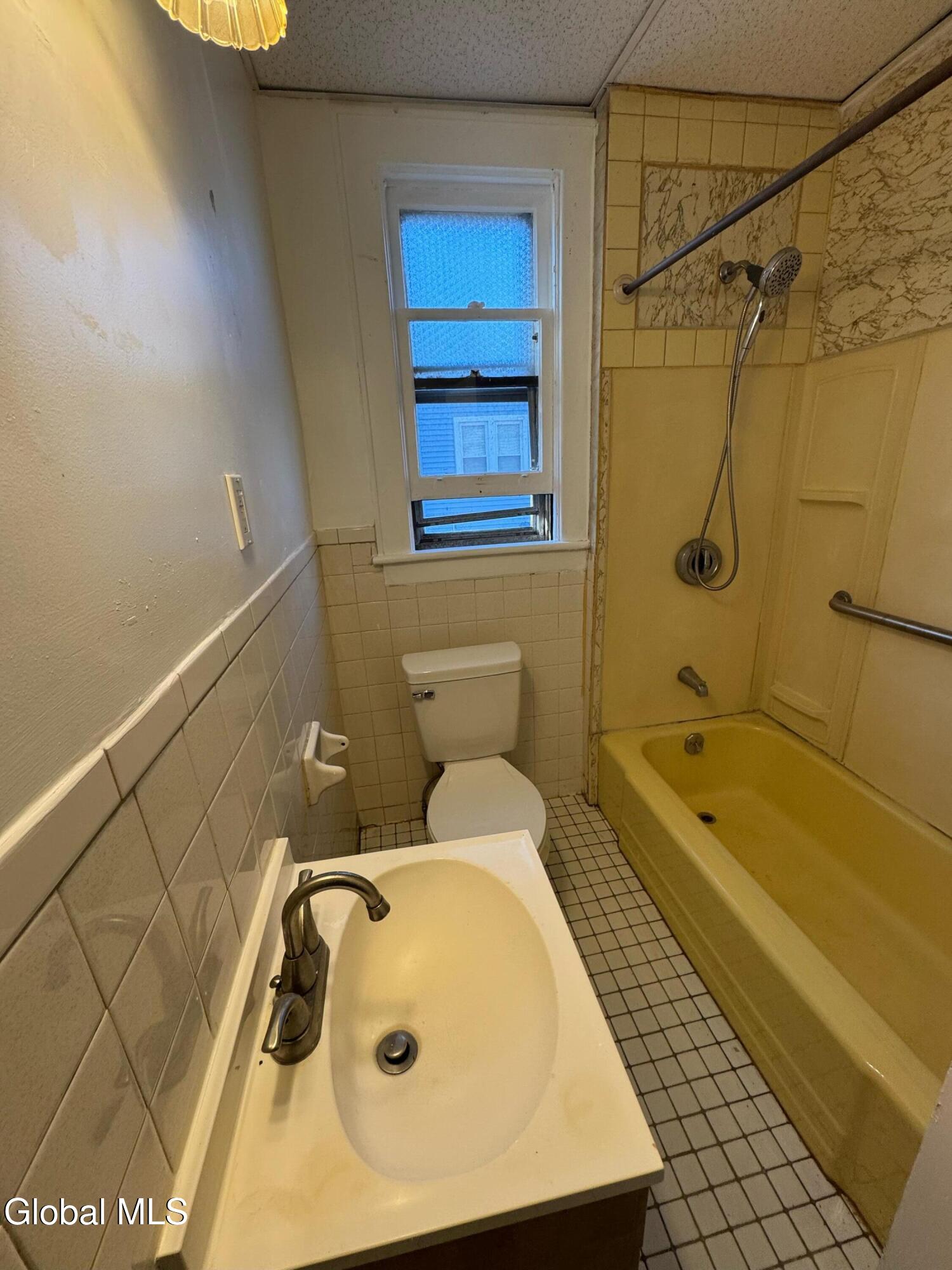 248 Catherine Street Albany, NY 12209 - Photo 20 of 32 IMG_6381