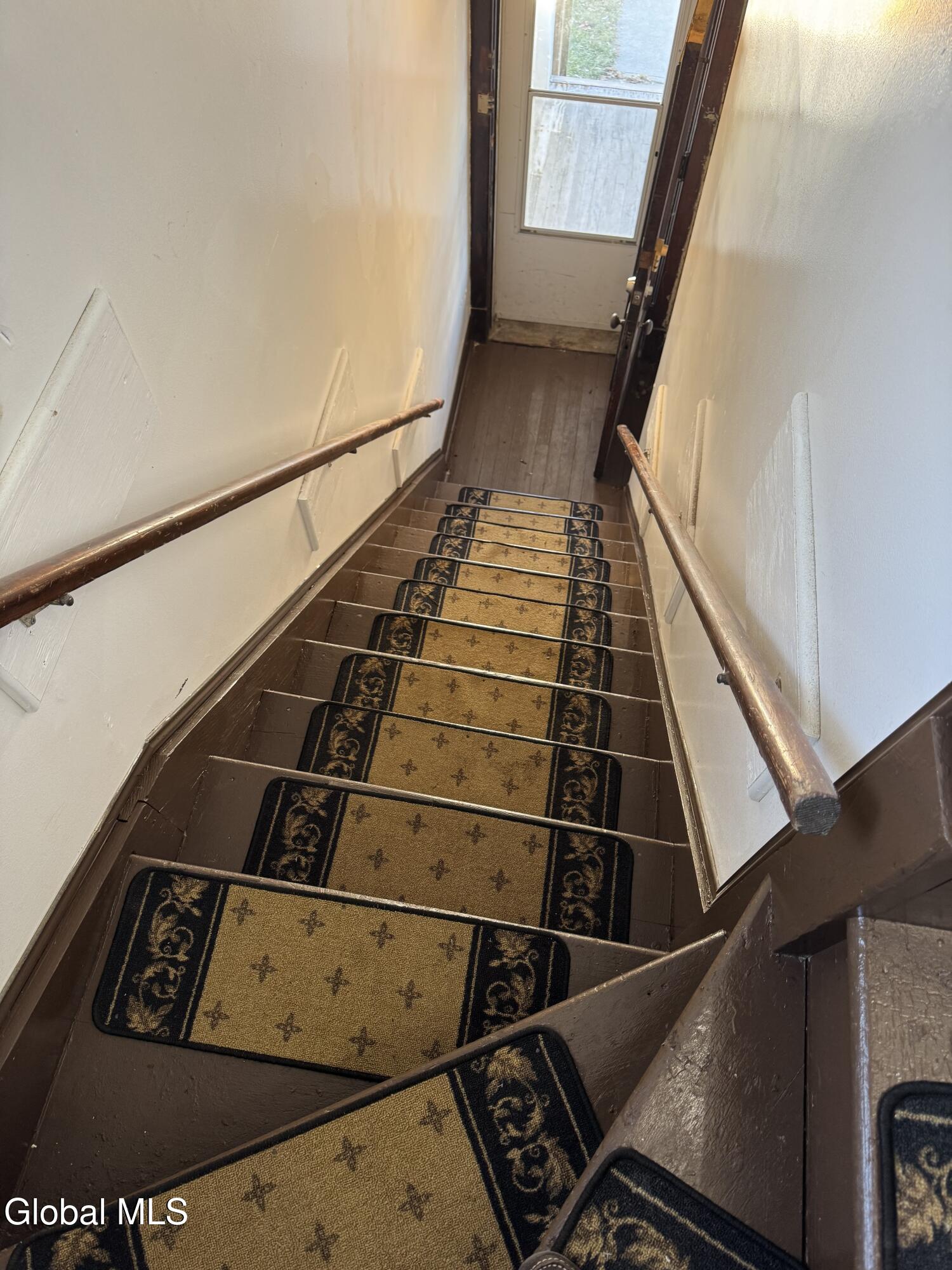 248 Catherine Street Albany, NY 12209 - Photo 26 of 32 IMG_6401