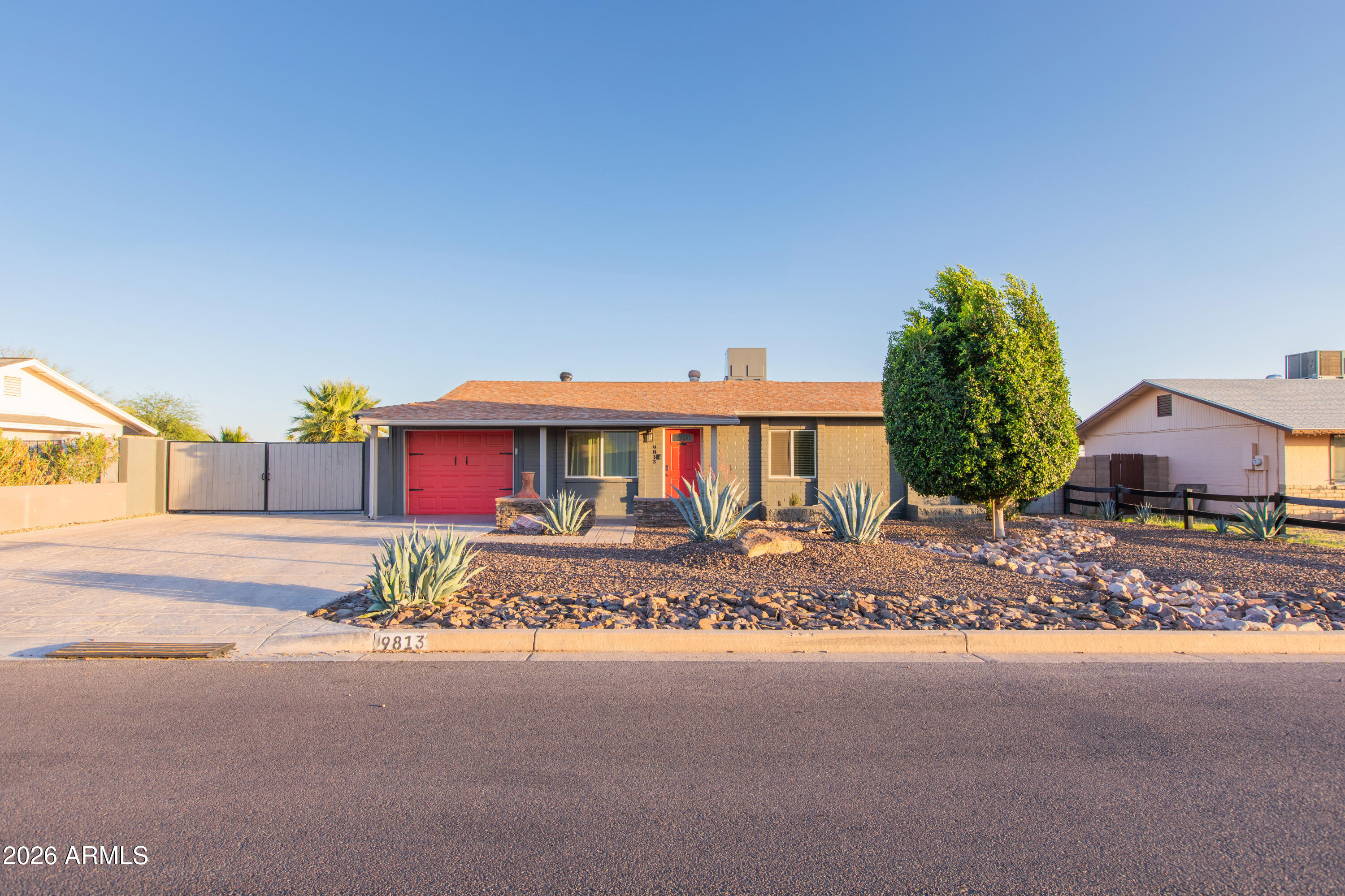 9813 East Adobe Road Mesa, AZ 85207 - Photo 3 of 77 Front-3