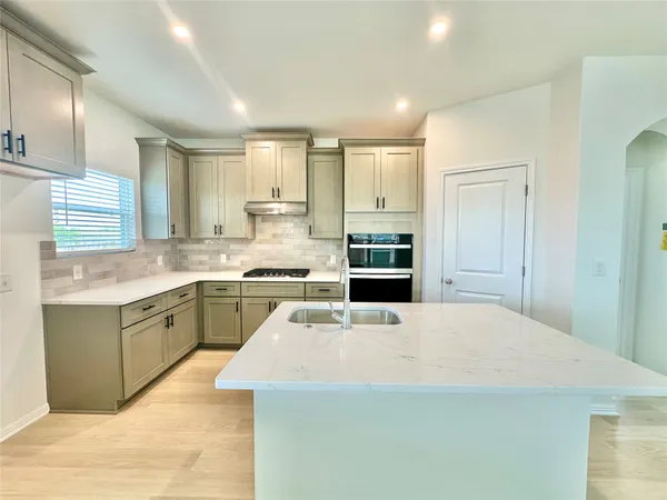 $379,999 | 404 Young Street, Buda, TX 78610