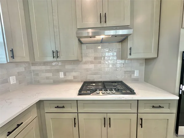 $379,999 | 404 Young Street, Buda, TX 78610