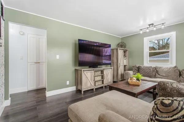 $389,000 | 1738 Columbus Street, Holland, MI 49424