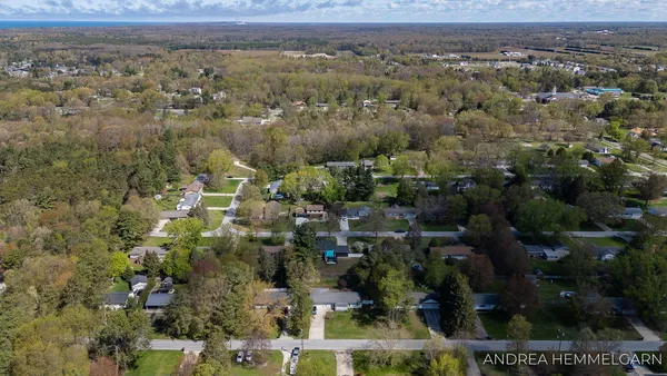 $389,000 | 1738 Columbus Street, Holland, MI 49424