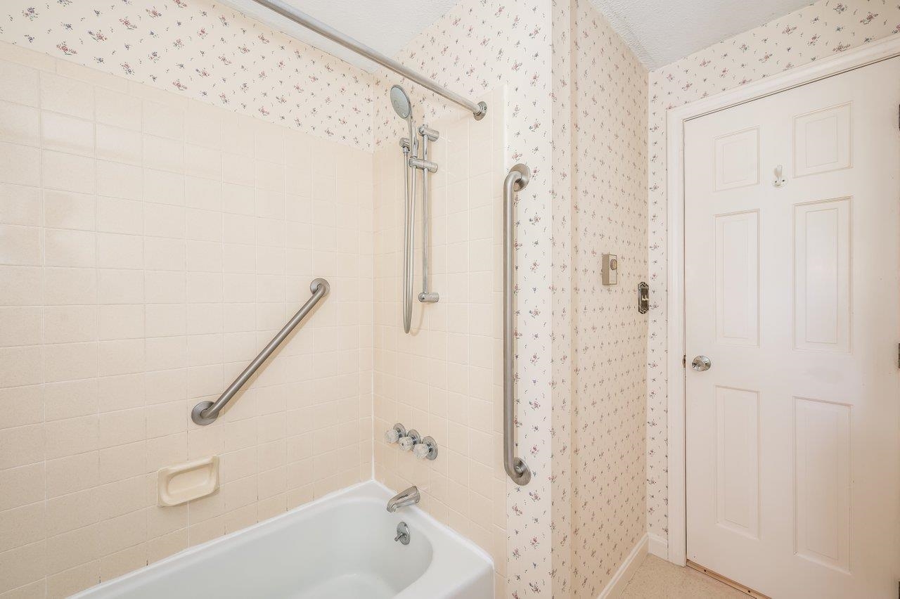19 Cutts Road Durham, NH 03824 - Photo 34 of 44