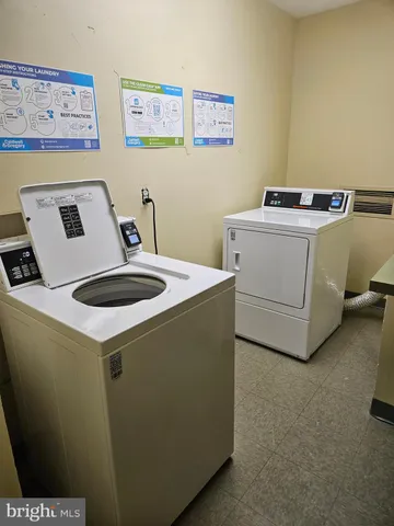 $2,200 | 12 South Van Dorn Street, Unit 406, Alexandria, VA 22304