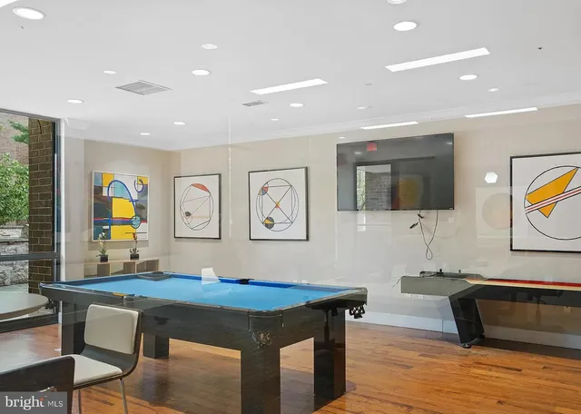 $2,200 | 12 South Van Dorn Street, Unit 406, Alexandria, VA 22304